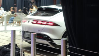 Denza Z9 GT Siap Curi Perhatian di IIMS 2025, Bakal Meluncur?