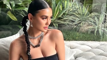 Agnez MO