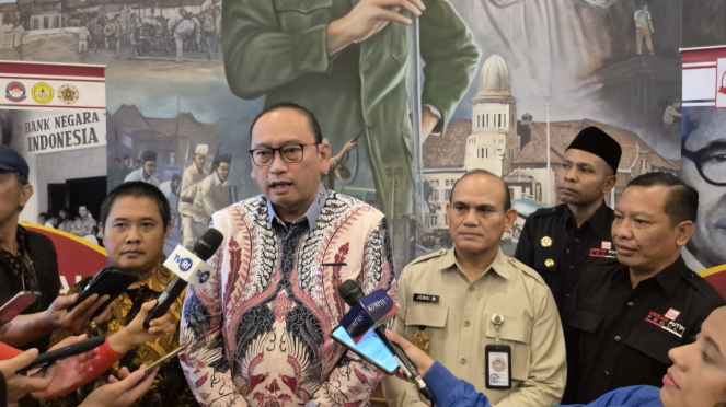 Viva Militer: Sekjen Kemensos Dan Rektor Unhan Ri Letjen Tni (Purn) Jonni