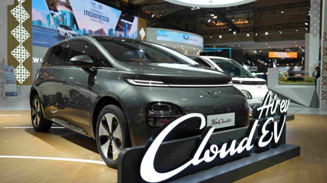 Wuling New Cloud EV