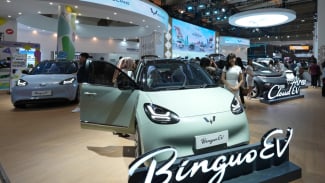Dorong Masyarakat Beralih ke kendaraan listrik, Wuling Bagikan BinguoEV Cuma-cuma