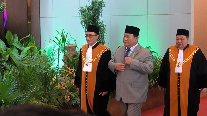 Presiden RI Prabowo Subianto bersama Ketua MA Sunarto di acara sidang istimewa laporan tahunan Mahkamah Agung (MA) RI tahun 2024 di Gedung MA, Jakarta Pusat, Rabu, 19 Februari 2025 