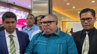 Dituntut 2 Tahun Penjara, Razman Serang Balik Hotman soal Dugaan Pelecehan