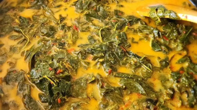 Gulai Daun Singkong