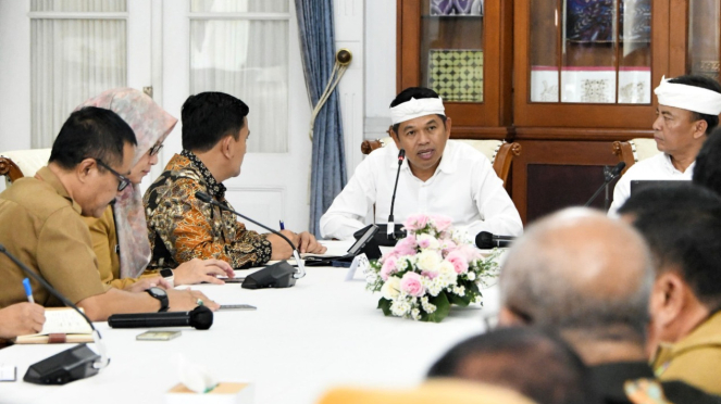 Gobernador de Java Occidental Dedi Mulidi
