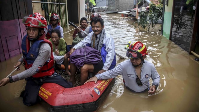 105 RT dan 5 Jalan di Jakarta Terendam Banjir