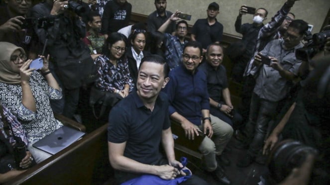 Santford Courists Courage Couristers en Tom Lembong Institution 