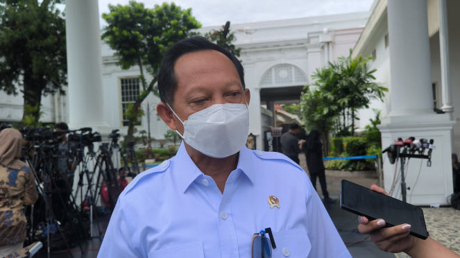 Mendagri Tito Karnavian Di Kompleks Istana Kepresidenan, Jakarta Pusat, Jumat, 7 Maret 2025