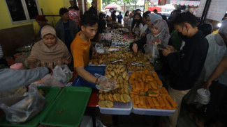 Suasana Ramadhan di Indonesia: Bazar, Pasar Wadai dan Momen Berbuka yang Dinanti
