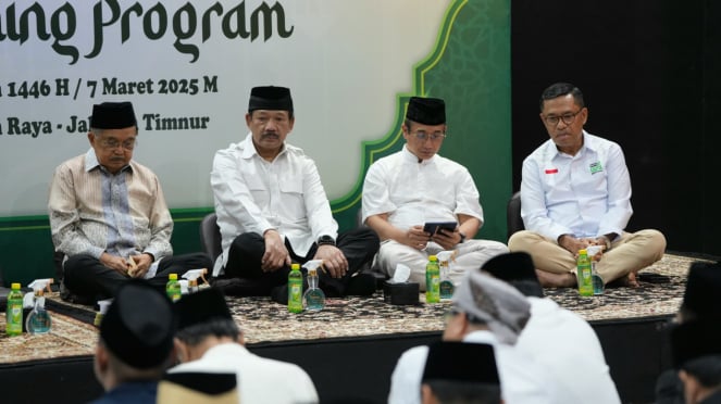 Wakaf Al Quran Dariar Sinar Mas Dan App Group 