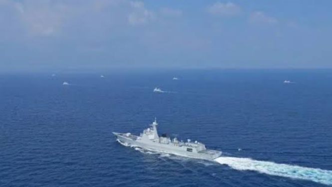 Kuartet Kapal Rudal China dan Rusia Melintasi Laut Teritori Amerika