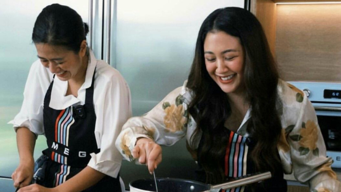 Sherina Munaf dan Renatta Moeloek