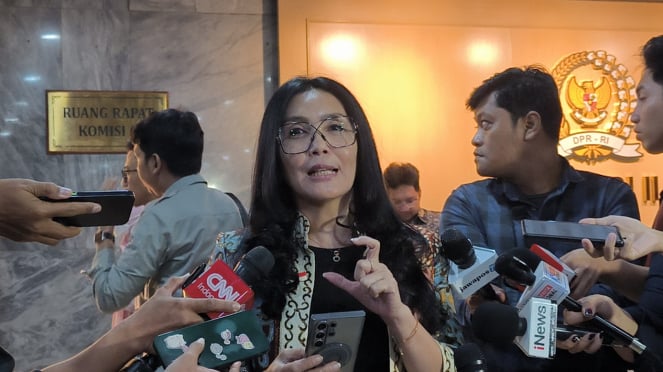 Anggota Komisi VI DPR RI, Rieke Diaah Pitaloka Di Kompleks Parlemen, Senayan, Jakarta Pusat