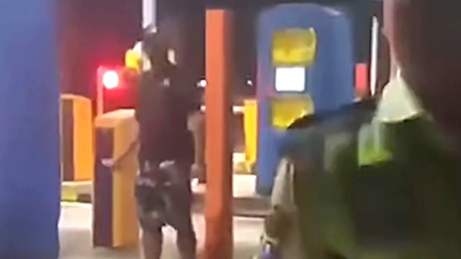 Pengemudi kena denda ratusan ribu karena pakai kartu e-toll berbeda