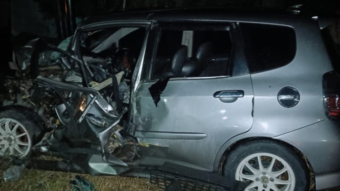 Kecelakaan Fatal Honda Jazz Vs Truk Canter di Toba, 2 Orang Meninggal