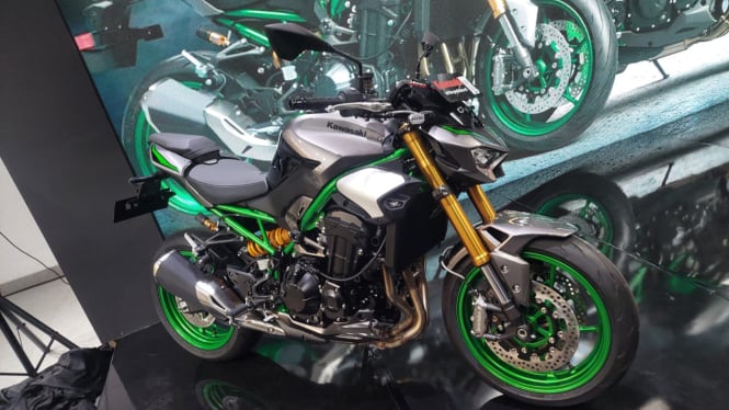 Kawasaki Z900 dan Z900 SE Resmi Mengaspal di Indonesia, Harga Mulai Rp199 Jutaan