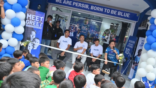 Lebarkan Sayap Bisnis, Persib Store Kini Hadir di Cianjur