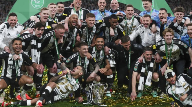 Newcastle United Juara Piala Liga Inggris 2024/25