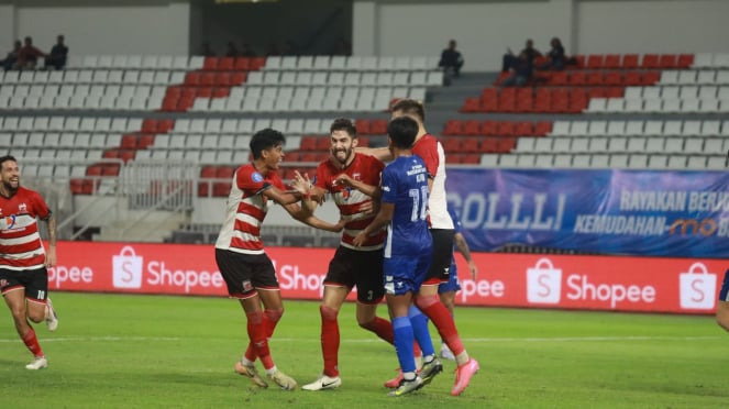 Perayaan Gol Pemain Madura United Saat Lawan PSIS