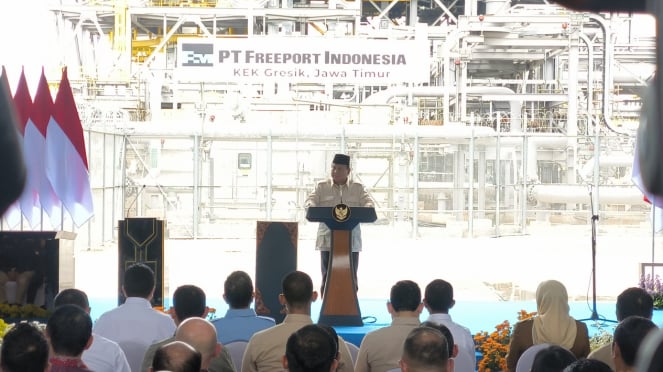 Presiden RI Prabowo Subianto saat meresmikan pabrik emas milik PT Freeport Indonesia di Gresik, Jawa Timur, Senin, 17 Maret 2025. 