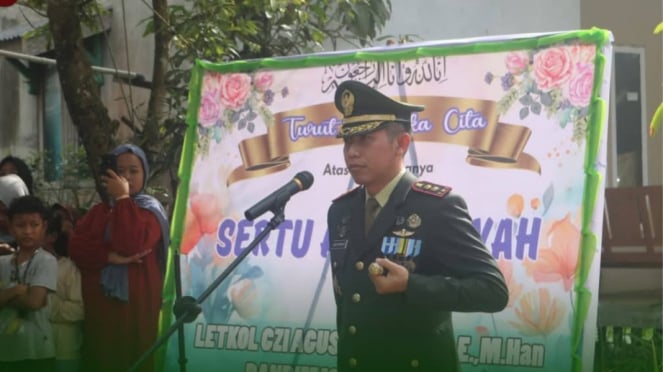 Militar Vía: Ceremonia de caminata del cementerio militar de Sertu Arbunya