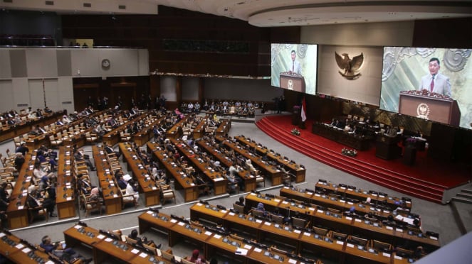 A reunião geral empacotou a Câmara dos Deputados como uma lei