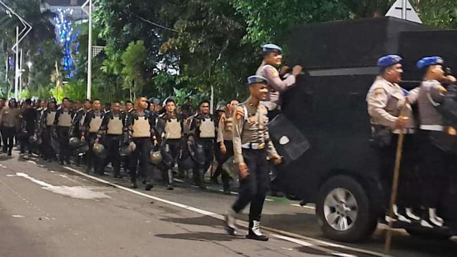 Polisi Pukul Mundur Aksi Demo Tolak RUU TNI, Lalu Lintas Depan DPR Sudah Dibuka