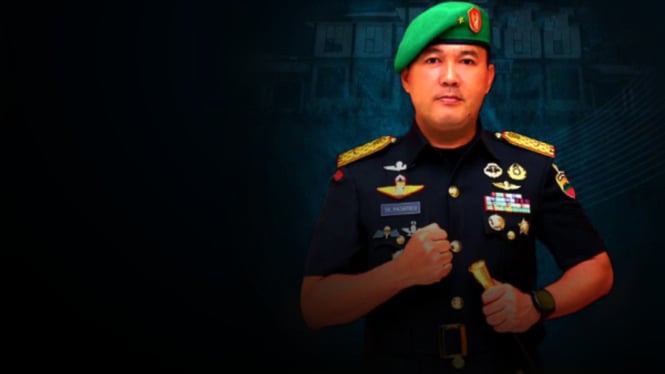 Josss, Konten Crung Koloni dari King Bear Borbor Bird Bands dari Resmi Resmi Blessings Son