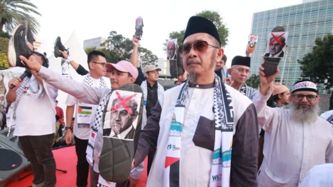 Kecam Israel, Massa Bela Palestina Demo di Depan Kedubes AS Desak ICC Tangkap Netanyahu