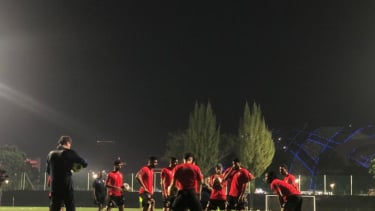 Latihan Timnas Bahrain di lapangan A Gelora Bung Karno, Jakarta