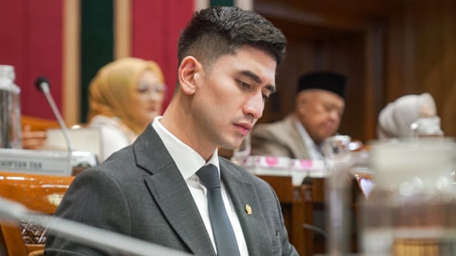 Dari Gedung DPR ke Sekolah, Verrell Bramasta Perkenalkan Program Bakat Pelajar