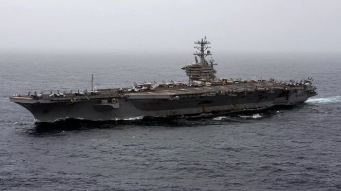 軍事ビバ：USSニミッツ核航空機キャリア（CVN-68）