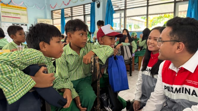 Meningkatkan Kesejahteraan Masyarakat Pesisir, PIS Memperbaiki Fasilitas Pendidikan di Ampenan NTB