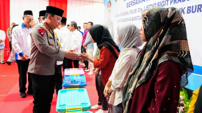 Kapolri Tiba-tiba Kasih Kabar Gembira untuk Buruh: Ada Lapangan Kerja Baru