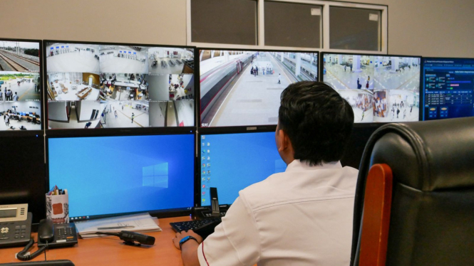 Amankan Perjalanan Lebaran 2025, Seluruh Layanan Whoosh Dipantau 1.396 CCTV