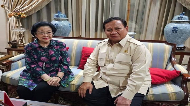El presidente Prabo Tuku Umar se encuentra con Megawati Socnnoputi