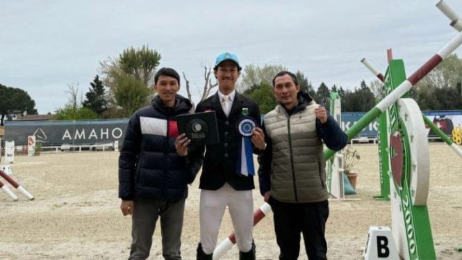 Atlet Berkuda Indonesia, M. Akbar Kurniawan Juarai Toscana Tour 2025 di Italia