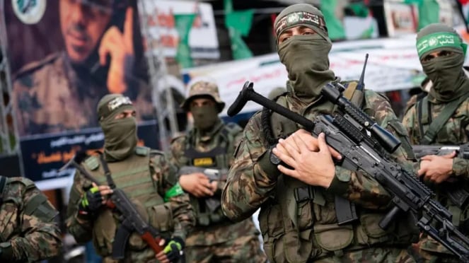 Vival militar: Hamas araniniano