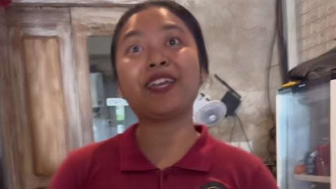Viral! Pelayan Restoran di Bali Nangis Tak Percaya saat Dapat Uang Rp3 Juta dari Bule