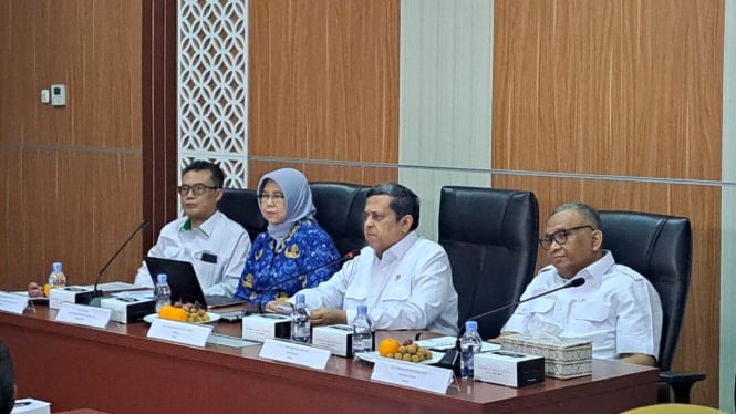 Temukan Produk Bersertifikat Halal Mengandung Unsur Babi, BPJPH Bakal Lakukan Ini ke Minimarket hingga Restoran