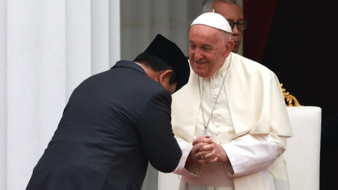 Uskup Gereja Katedral Sempat Tak Percaya Dengar Kabar Paus Fransiskus Wafat
