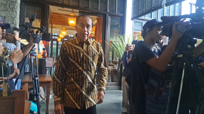 Cuando el ex presidente Joko Widodo se reunió en la región central de Yakarta