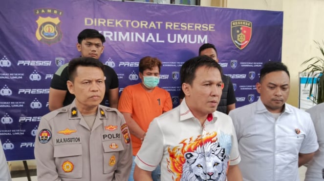 Imagen: Jambi Policía regional Dirreskrium, Masan Sweebinging es la apertura del ladrón del ladrón y la mujer de las mujeres 