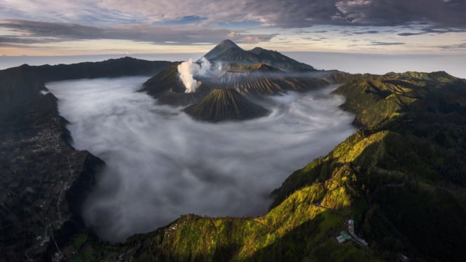 68084b9eb116a-fikri-muharom-indonesia-memenangkan-penghargaan-perdana-pano-awards-2024_665_374