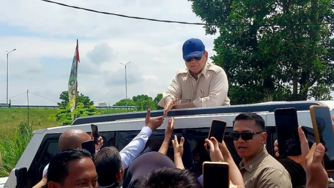 680888366c467-presiden-prabowo-subianto-kunjungan-ke-ogan-ilir-sumsel_665_374 680888366c467-presiden-prabowo-subianto-kunjungan-ke-ogan-ilir-sumsel_665_374