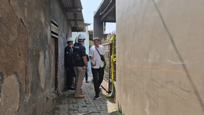 Tim inafis lakukan olah TKP di lokasi kejadian pembakaran anak 4 tahun di tangerang