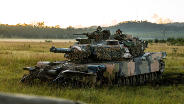 68103533e781d-viva-militer-tank-tempur-utama-mbt-m1-abrams-buatan-amerika-serikat_375_211 68103533e781d-viva-militer-tank-tempur-utama-mbt-m1-abrams-buatan-amerika-serikat_375_211