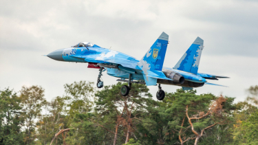 6810384eb3b9c-viva-militer-pesawat-tempur-sukhoi-su-27-flanker-militer-ukraina_375_211