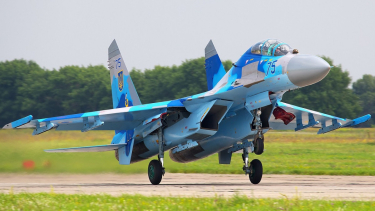 681039258ecf4-viva-militer-pesawat-tempur-sukhoi-su-27-flanker-militer-ukraina_375_211