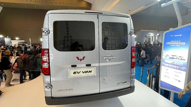 Wuling EV Van meluncur di PEVS 2025